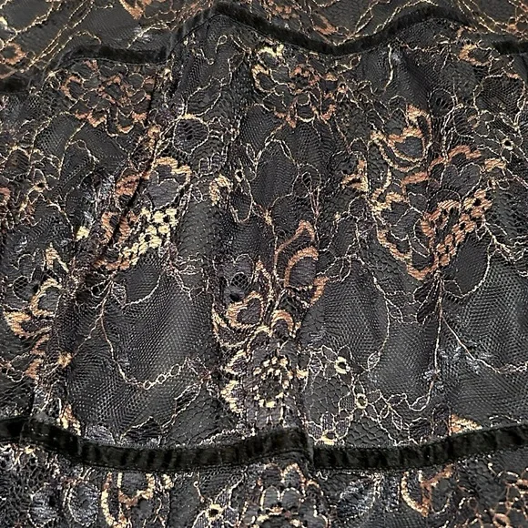 LAUREN RALPH LAUREN Skirt Womens 14 Black Gold Lace Tier MIDI Cocktail - Picture 2 of 14